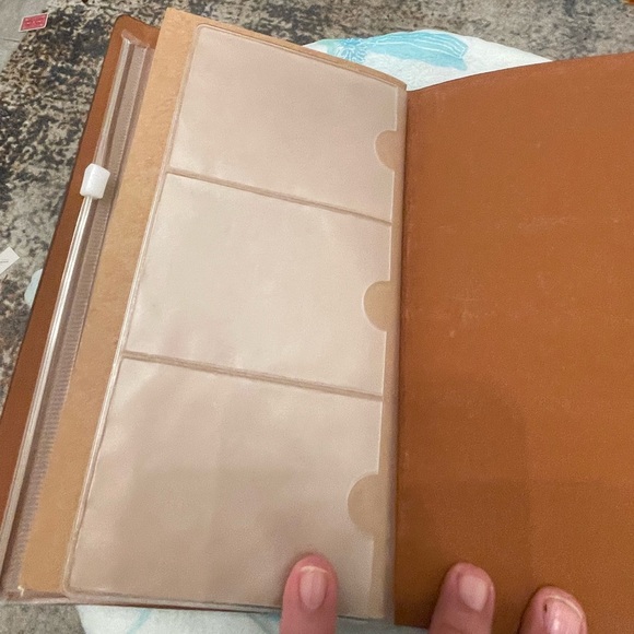 Elegant Brown Leather Journal with Vintage pieces - Picture 6 of 7